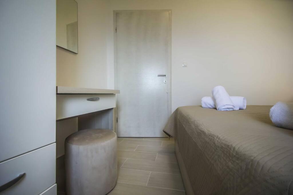 Holiday Home Aria Подгора Экстерьер фото