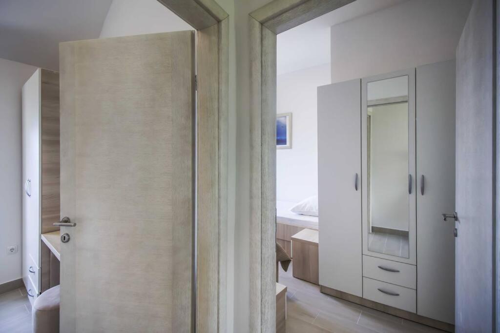 Holiday Home Aria Подгора Экстерьер фото
