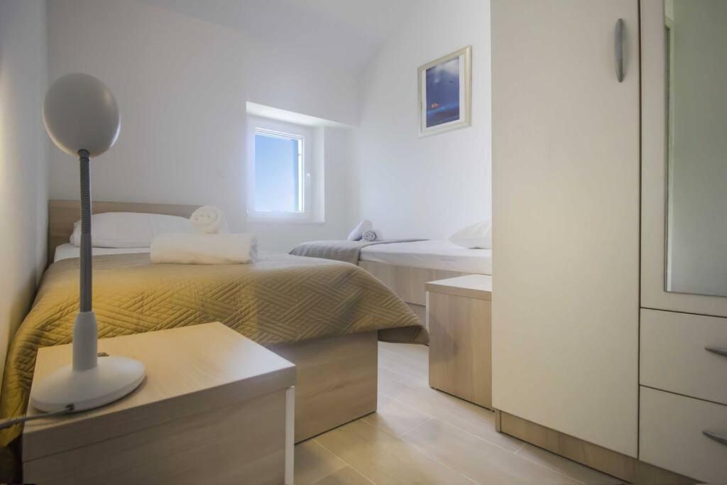 Holiday Home Aria Подгора Экстерьер фото