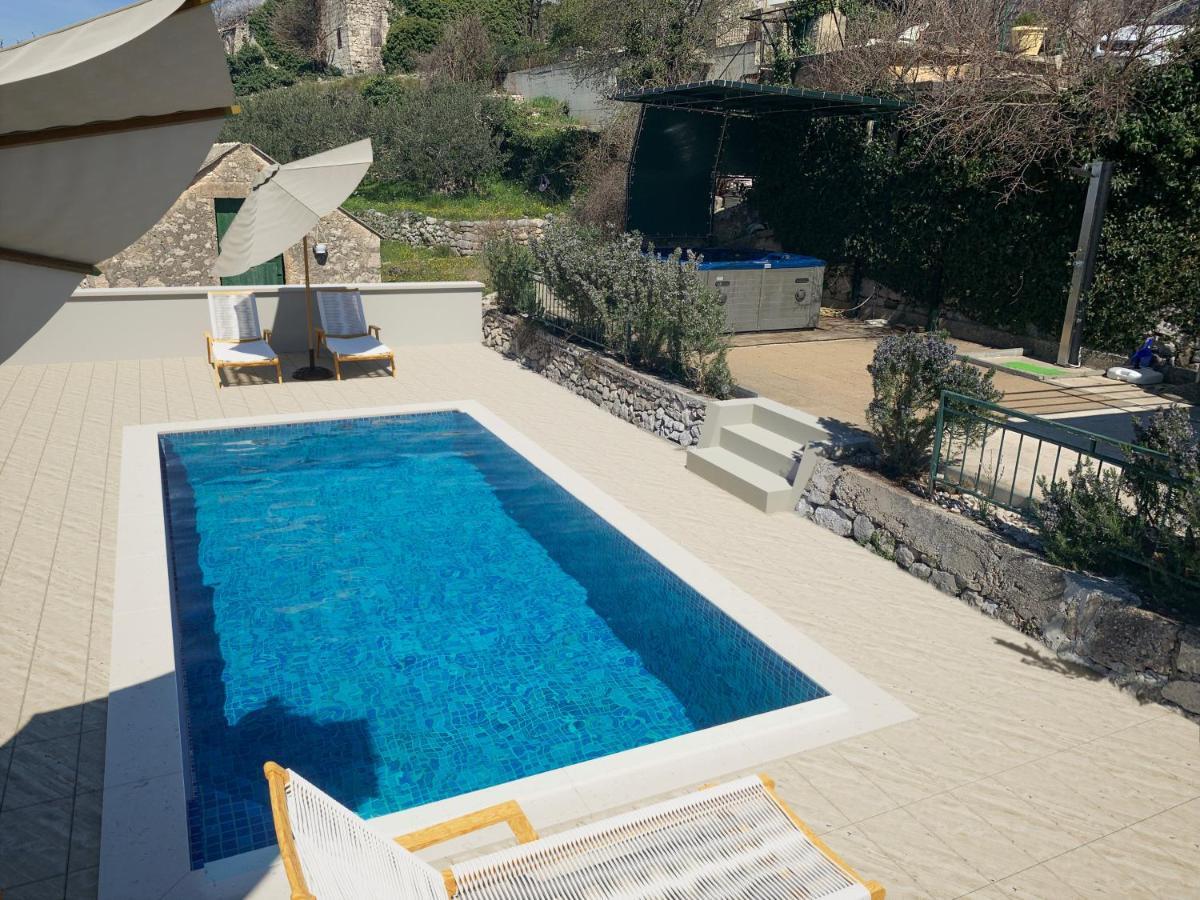 Holiday Home Aria Подгора Экстерьер фото