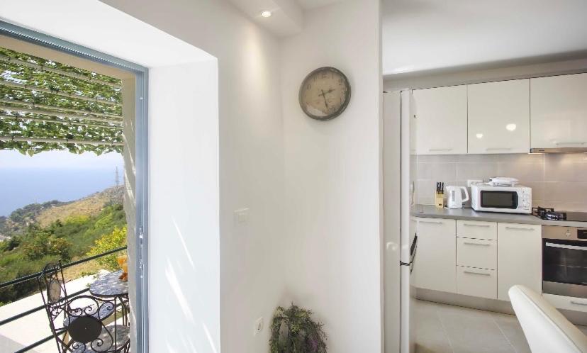 Holiday Home Aria Подгора Экстерьер фото